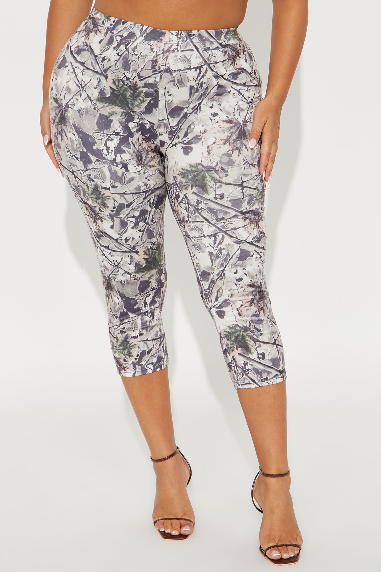 Outta Sight Camo Capri Legging - Camouflage