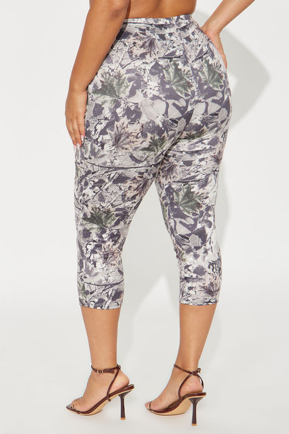 Outta Sight Camo Capri Legging - Camouflage