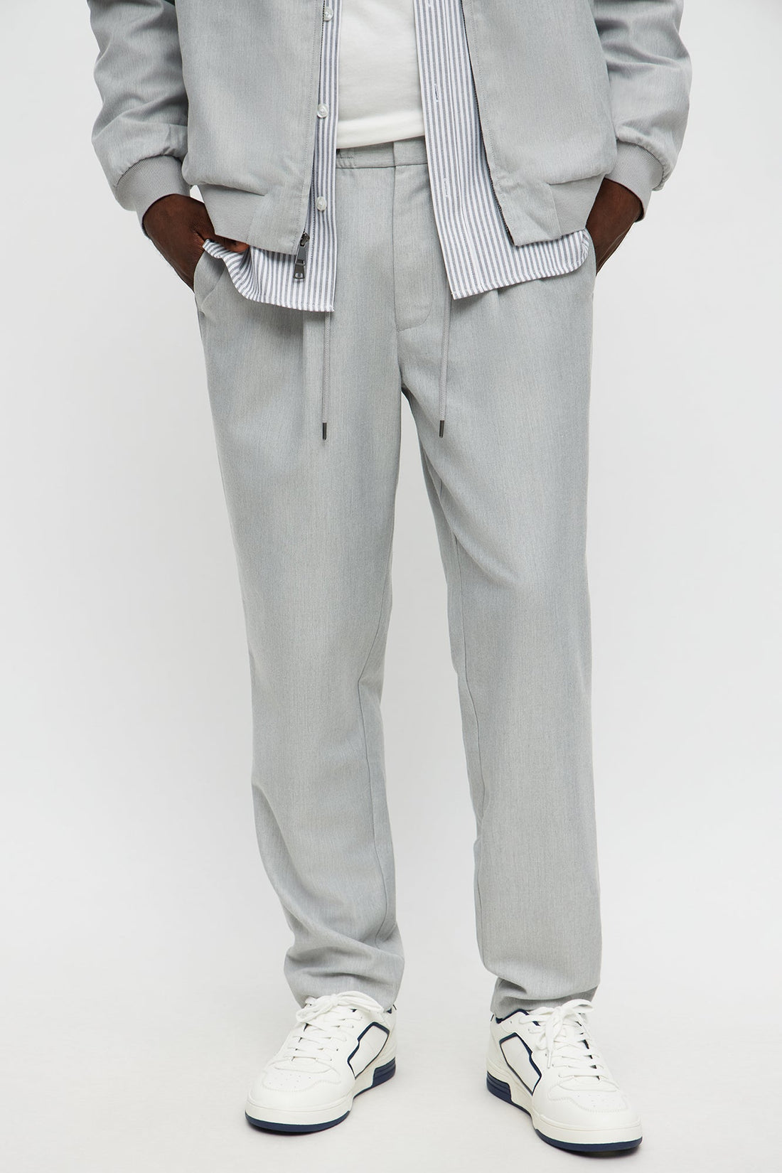 Slim Modern Stretch-Waist Everyday Trouser - Light Grey