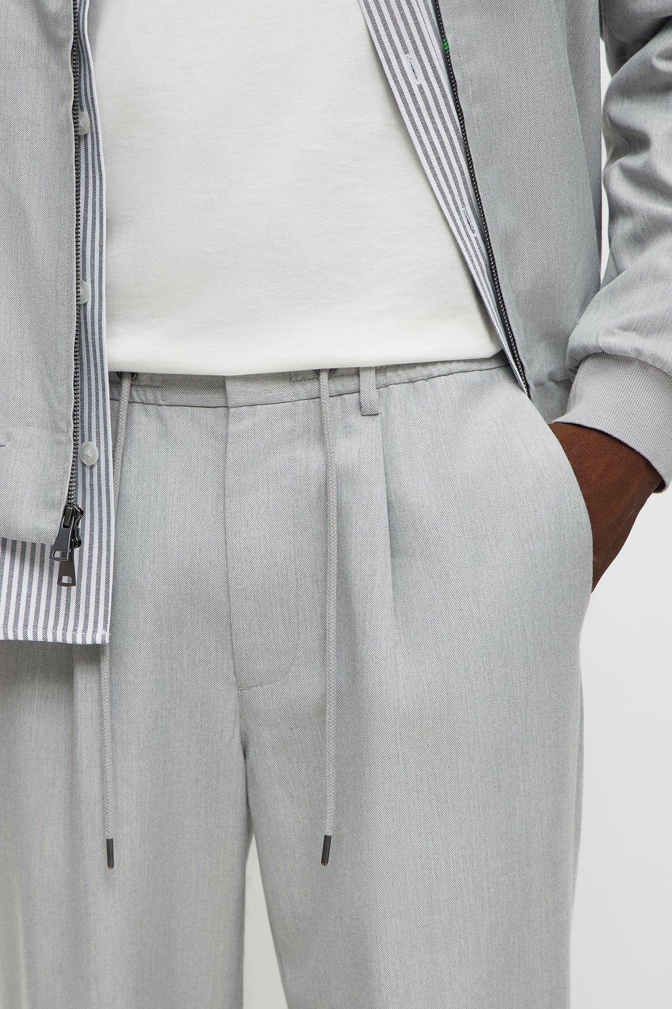 Slim Modern Stretch-Waist Everyday Trouser - Light Grey