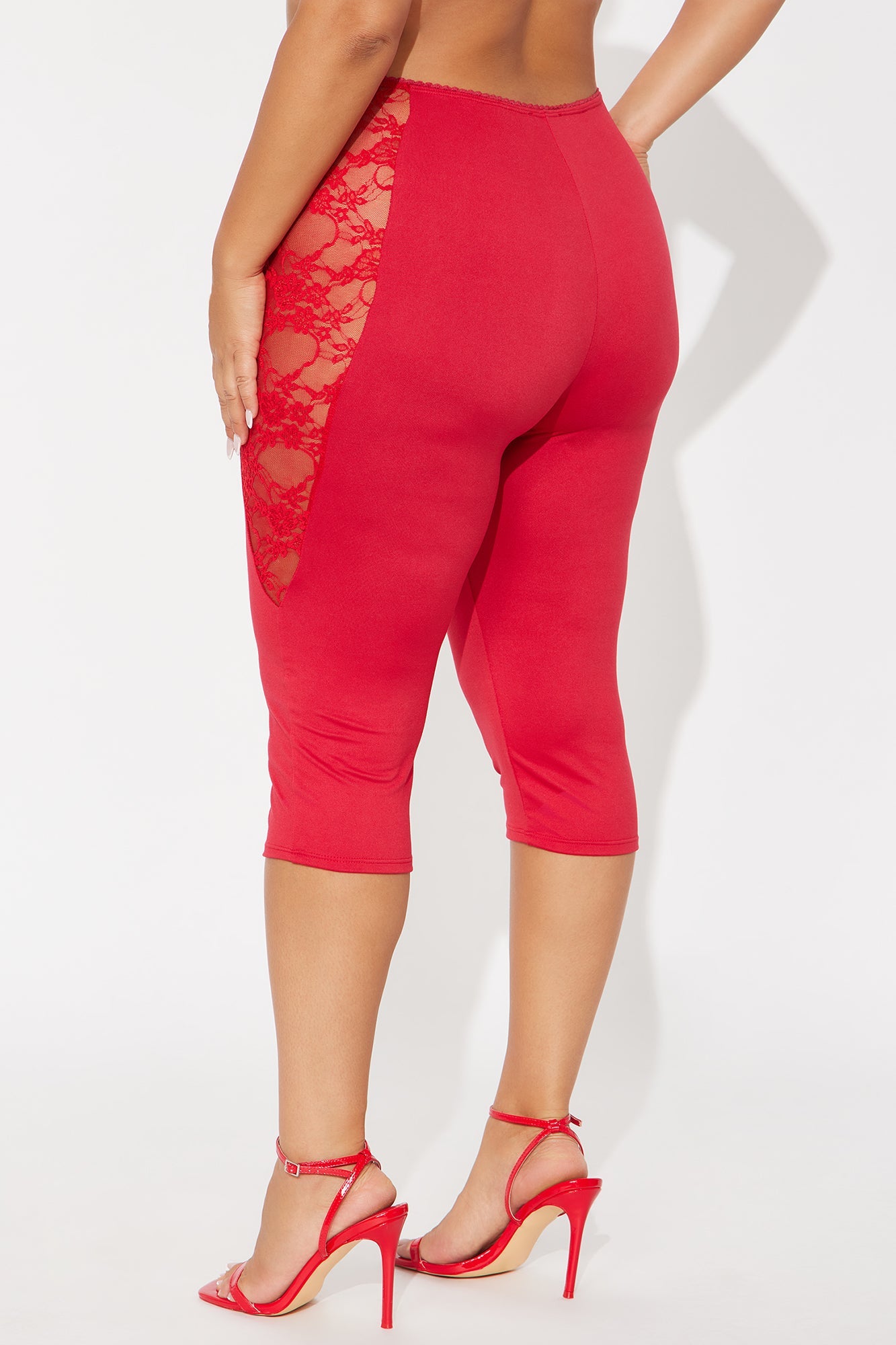 Beneath The Thorns Lace Capri Legging - Red