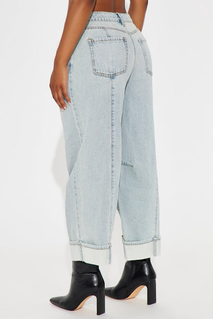 Brooklyn Barrel Leg Jeans - Light Wash