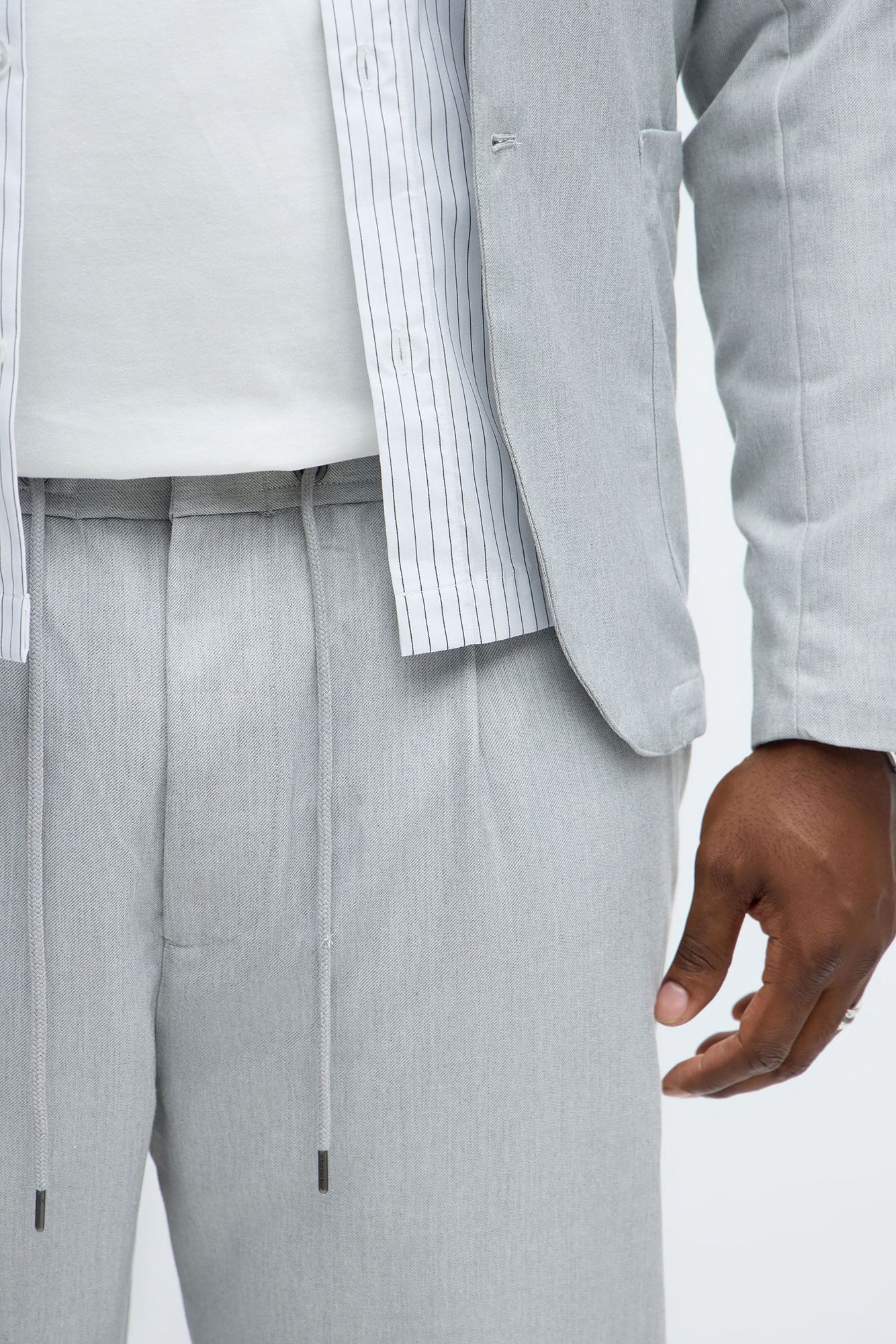 Slim Modern Stretch-Waist Everyday Trouser - Light Grey