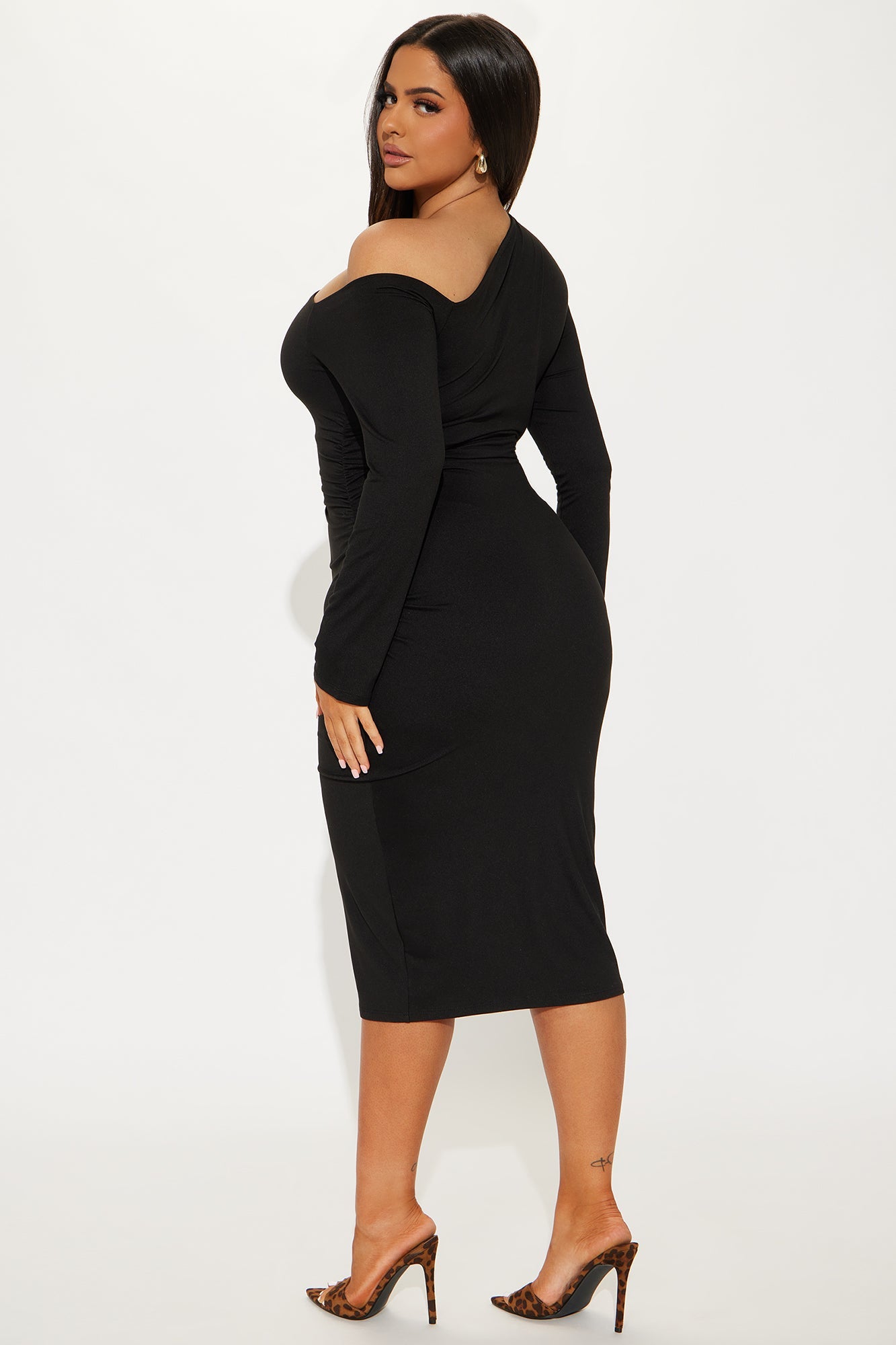 Heart On My Sleeve Midi Dress - Black