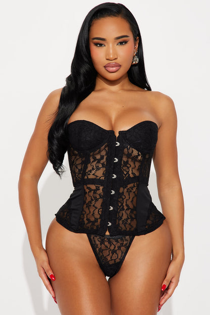 Stay A While Lace Corset 2 Piece Set - Black