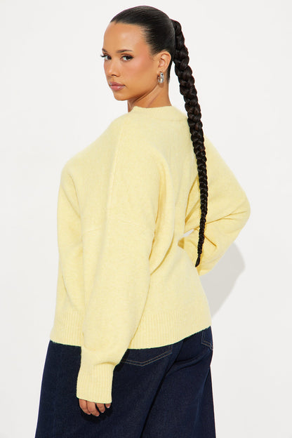 Kaitlyn V Neck Sweater - Butter Yellow