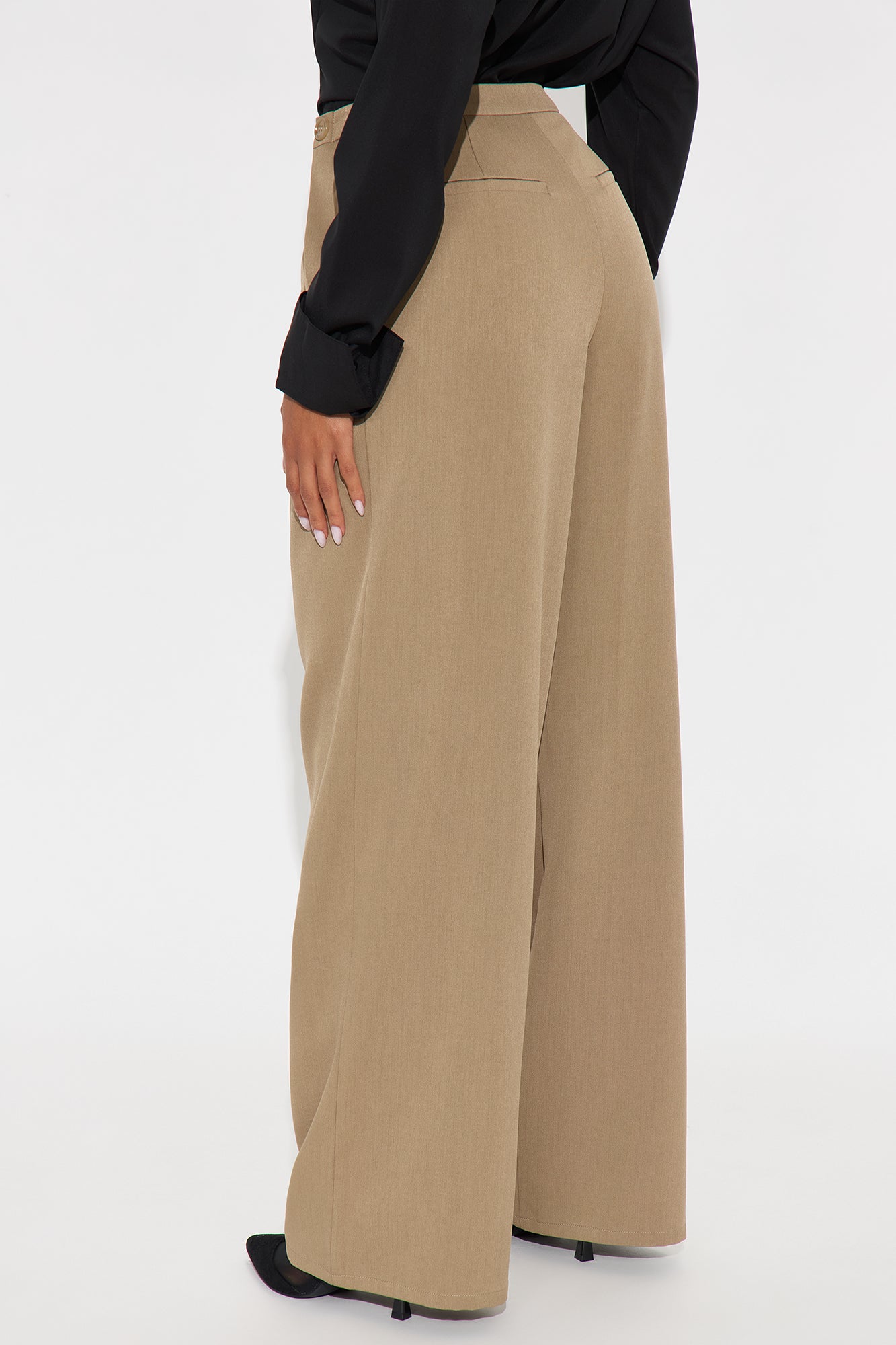 Close The Deal Wide Leg Trouser Pant 32″ - Mocha