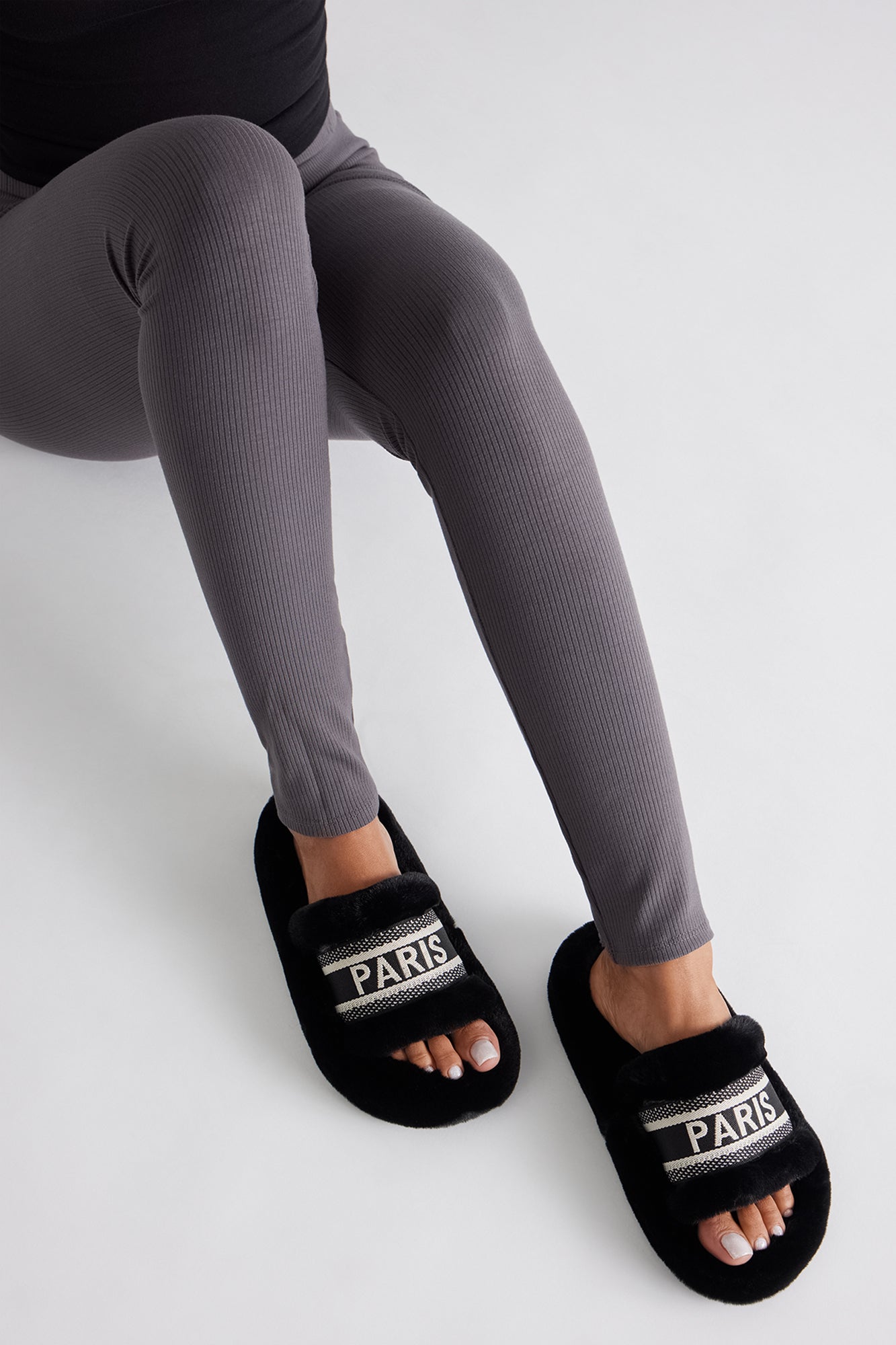 Witty Faux Fur Slippers - Black