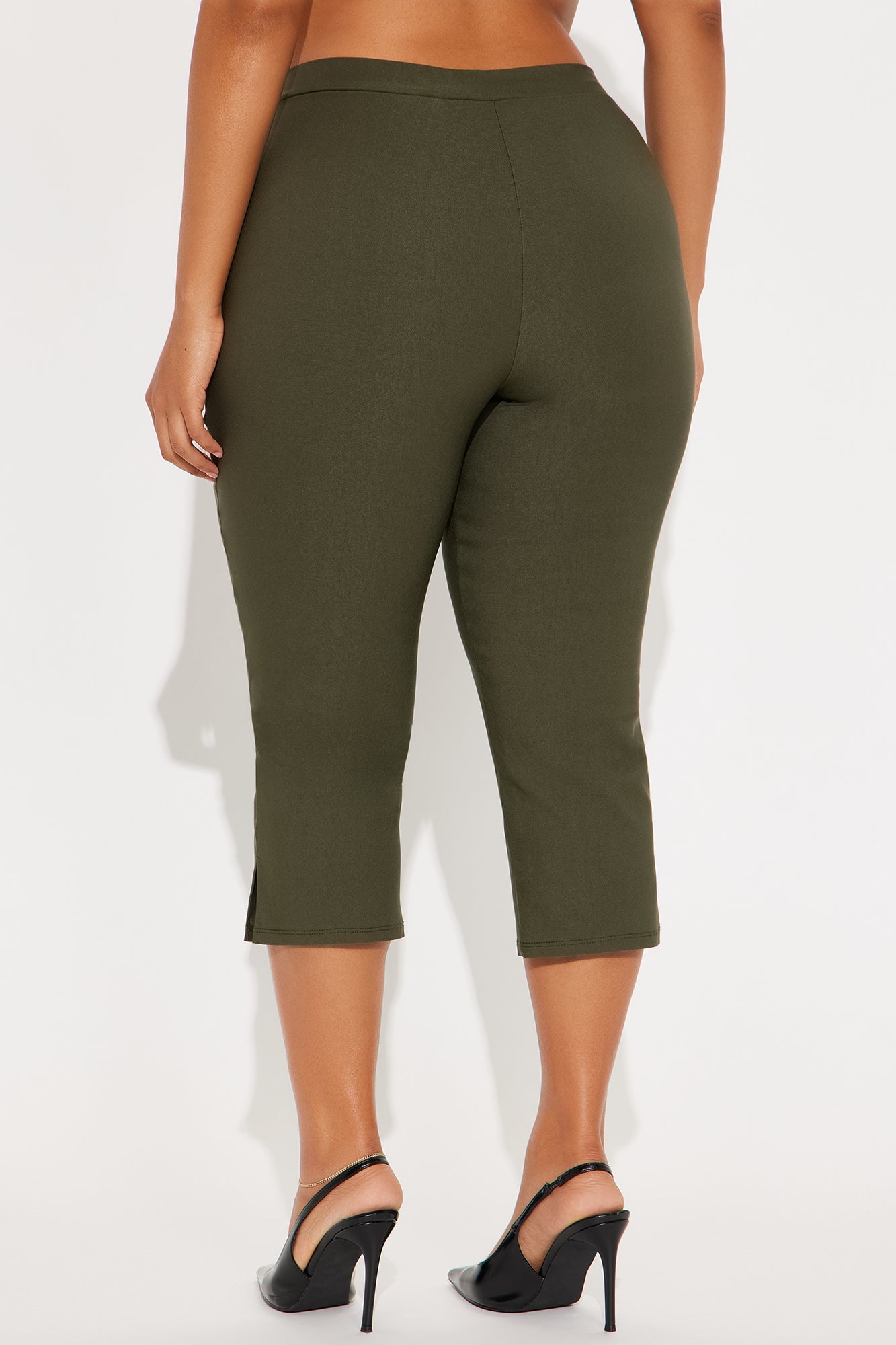 Natalia Millennium Capri Skinny Pant 20″ - Olive