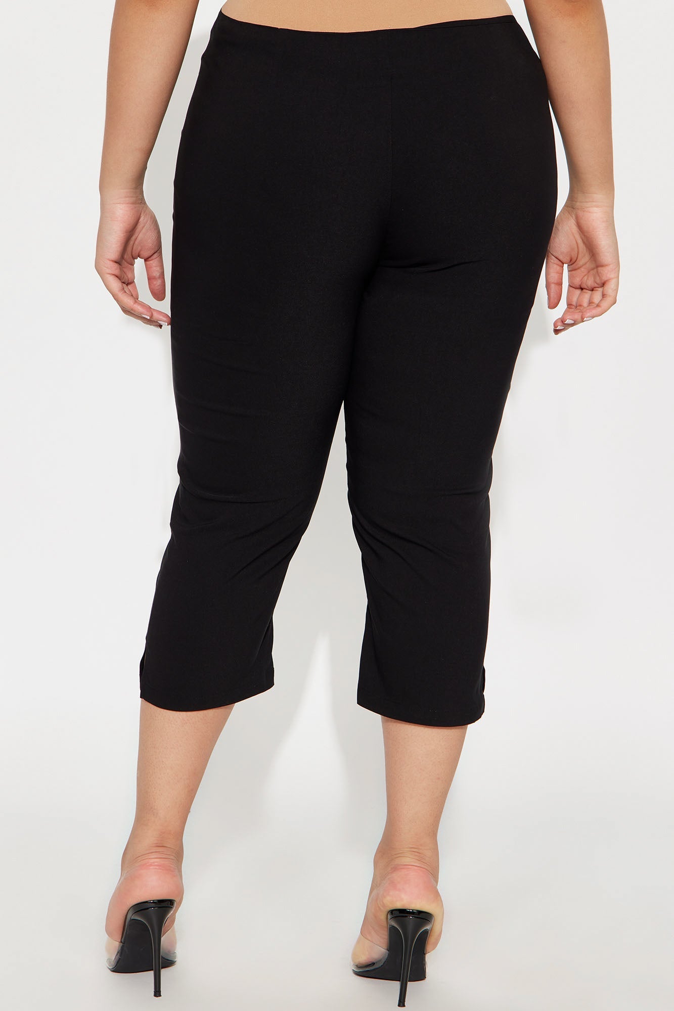 Slim Chances Skinny Capri Pant - Black