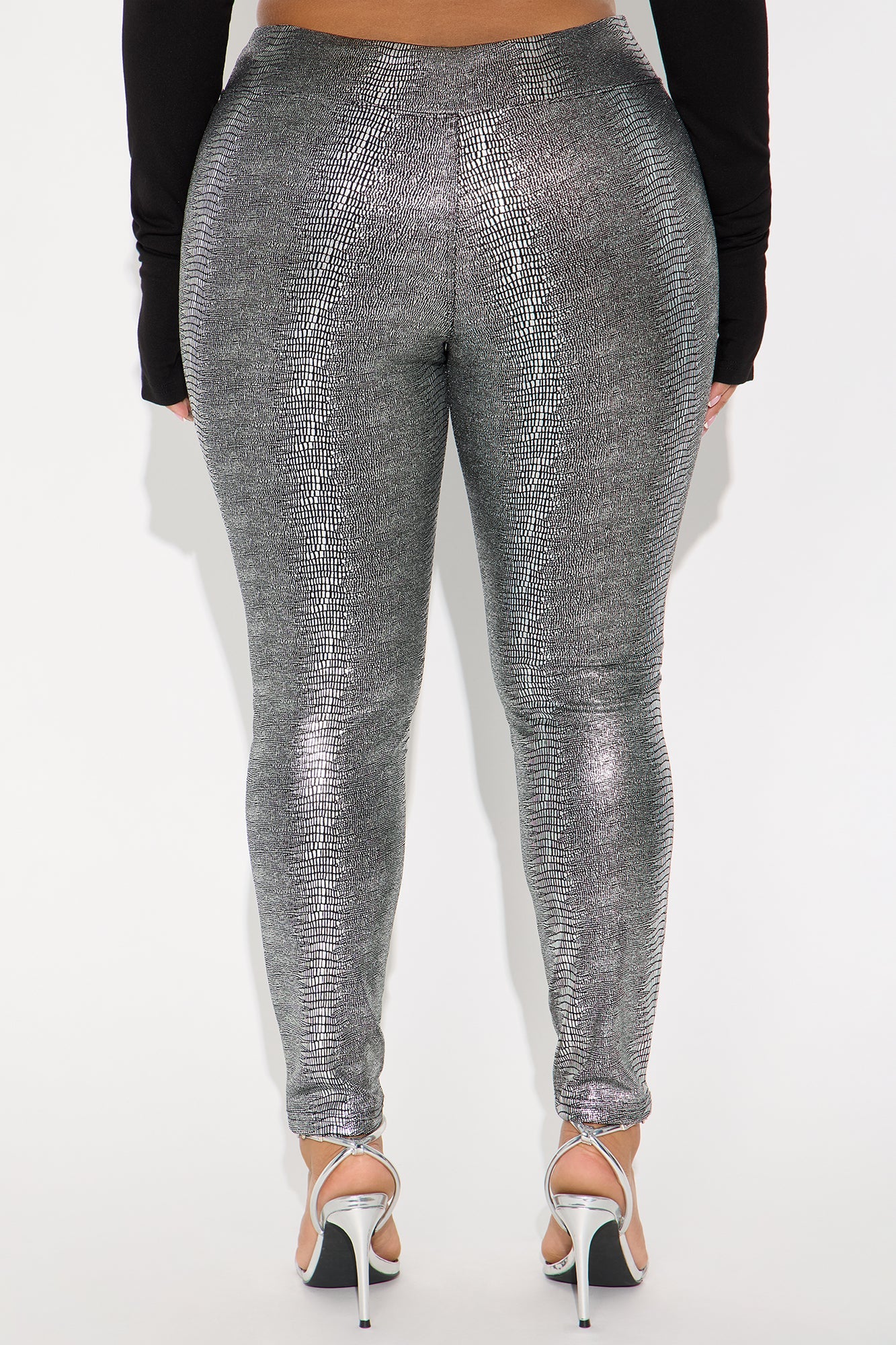 Exclusive Access Metallic Legging 28″ - Silver