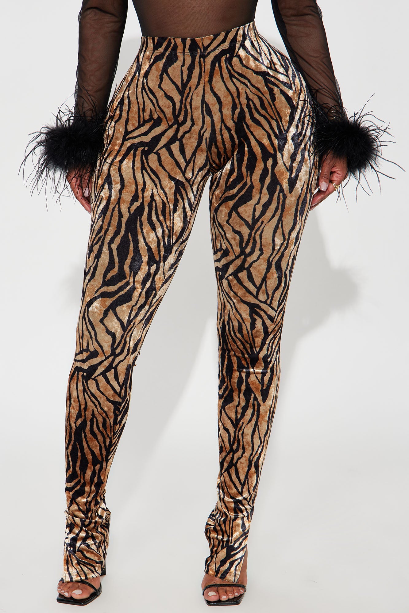 Purrfect Stride Tiger Print Velvet Legging - Taupe/combo