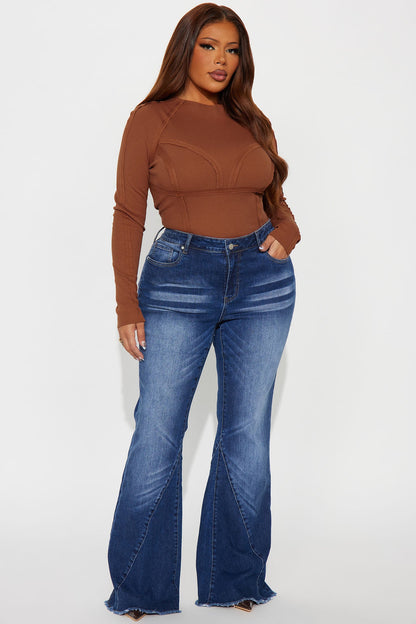 Terra Bella Low Rise Flare Jeans - Dark Wash