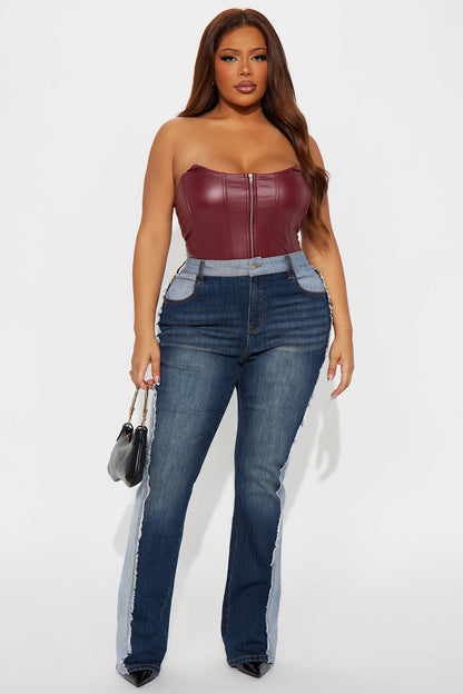 Inside Out Stretch Straight Leg Jeans - Dark Wash