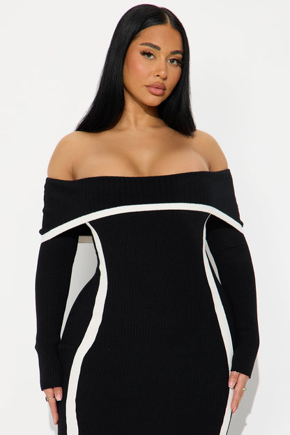 Monique Off Shoulder Sweater Maxi Dress - Black/White