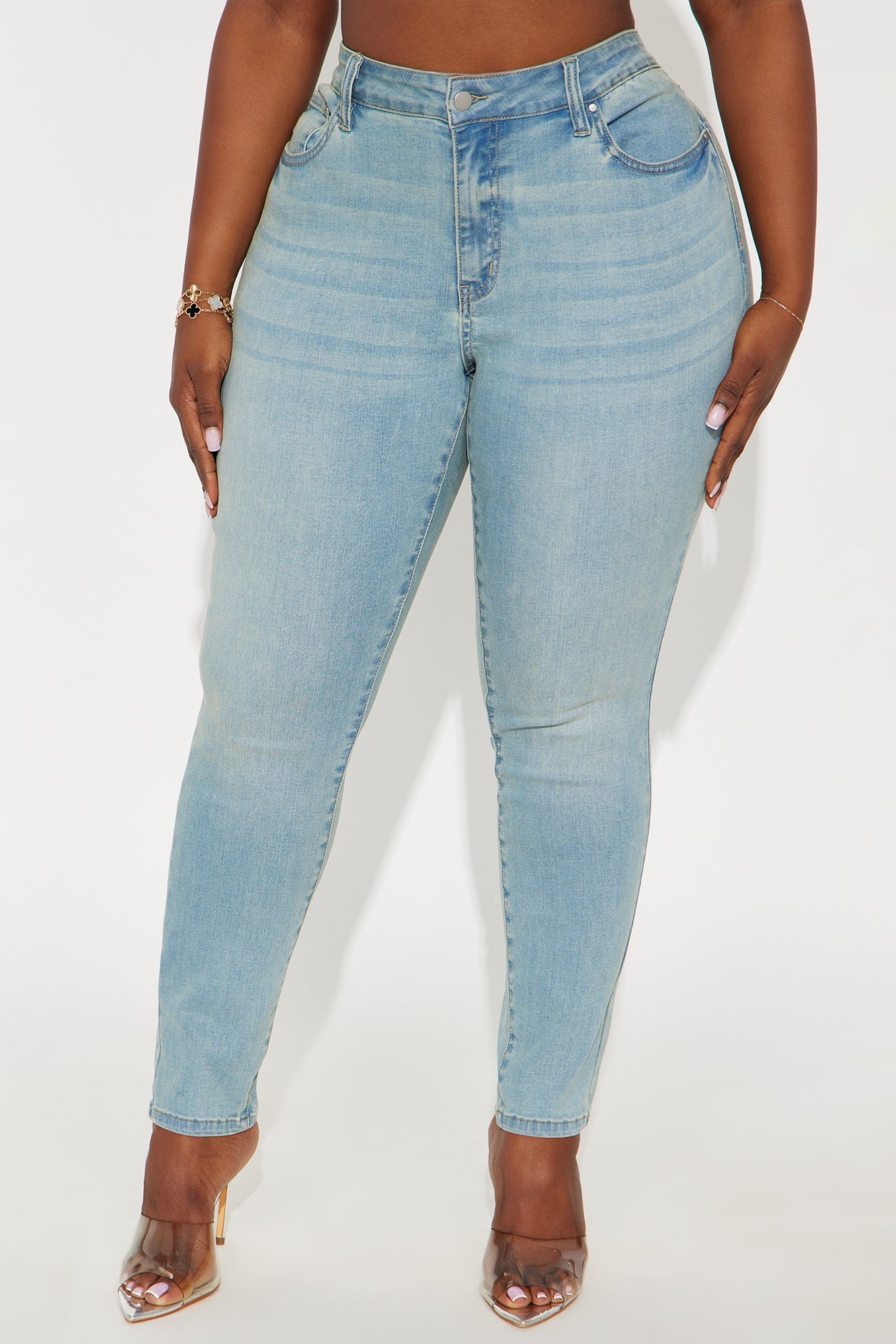 Polished Performance Skinny Jeans - Light Wash
