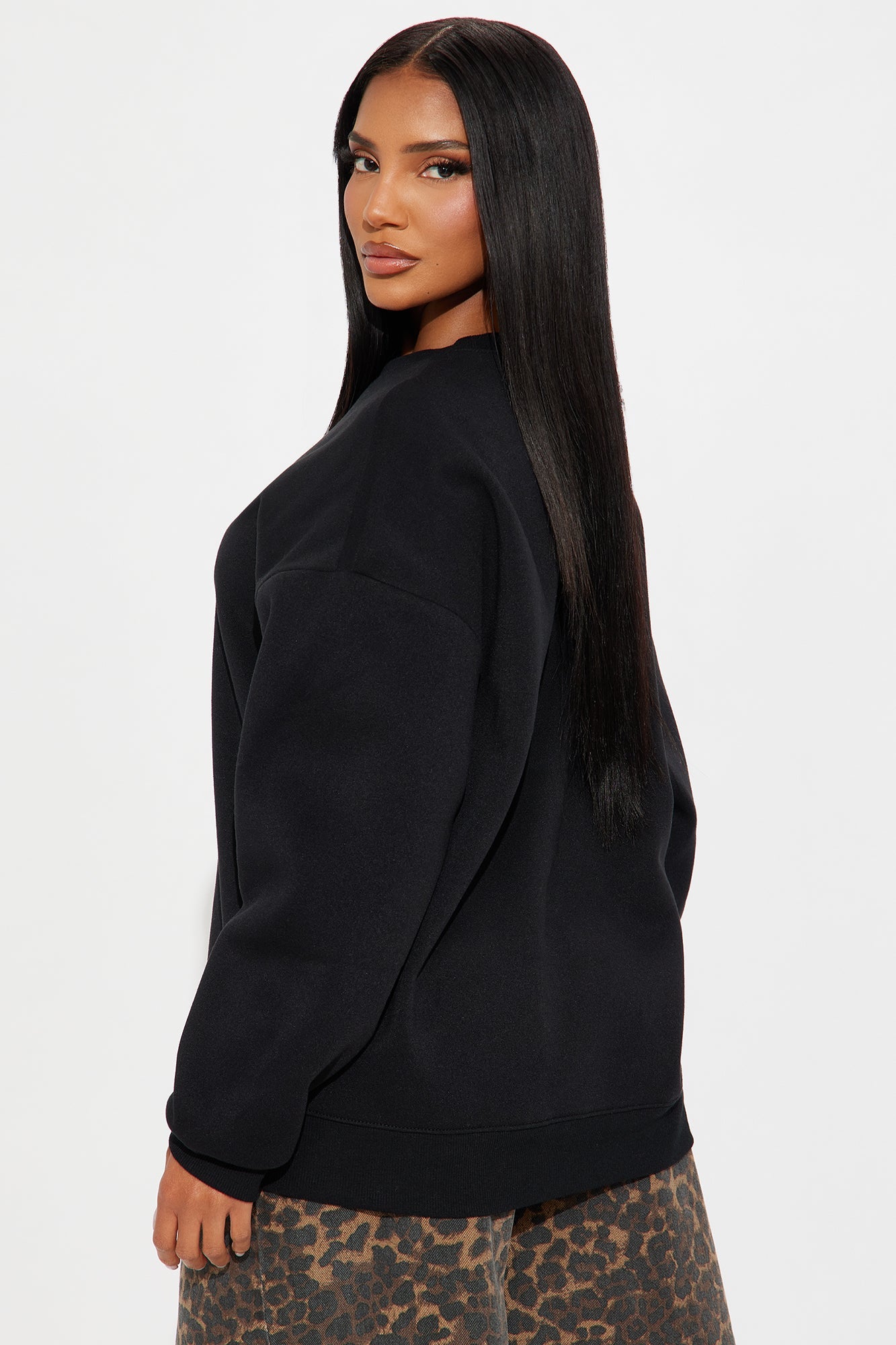 Candice Oversized Crewneck Sweatshirt - Black