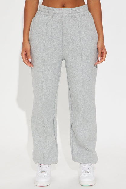 Defined Comfort Fleece Jogger - Heather Grey