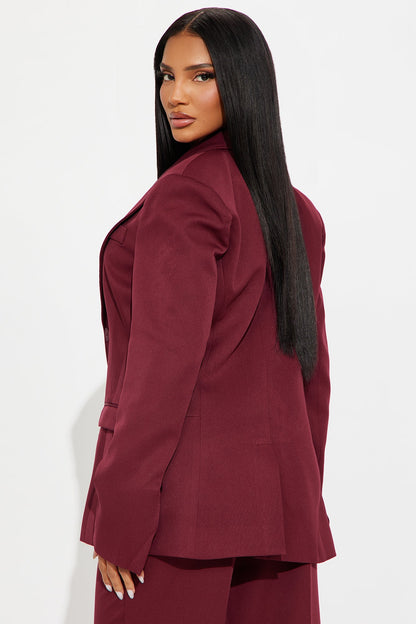Kendall Hourglass Fitted Blazer - Burgundy