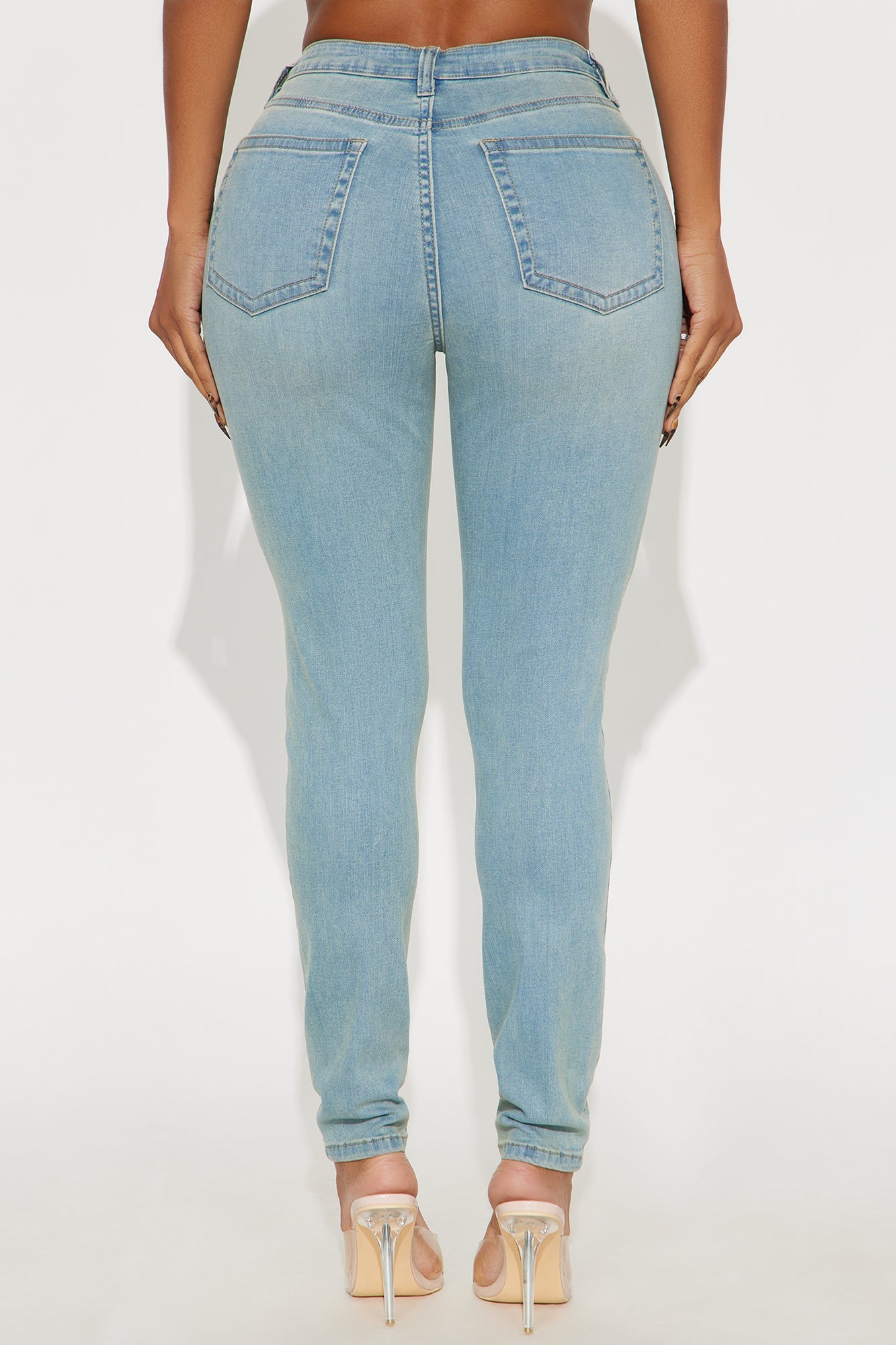 Polished Performance Skinny Jeans - Light Wash