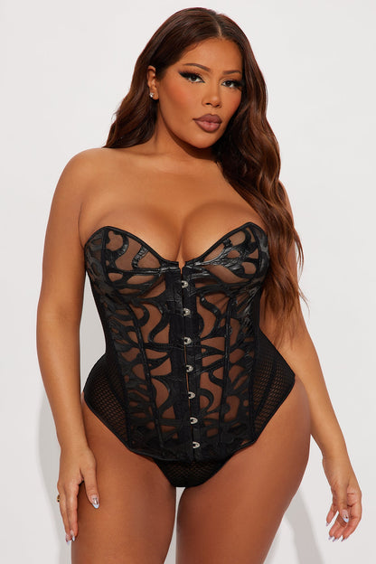 Elvira Lace And Mesh Corset 2 Piece Set - Black