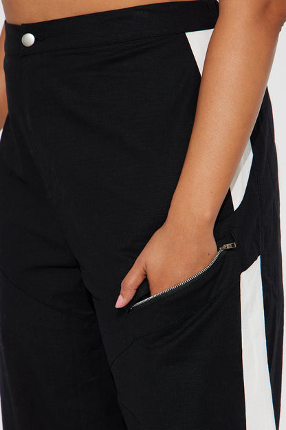 Alana Textured Wide Leg Jogger 33″ - Black/White