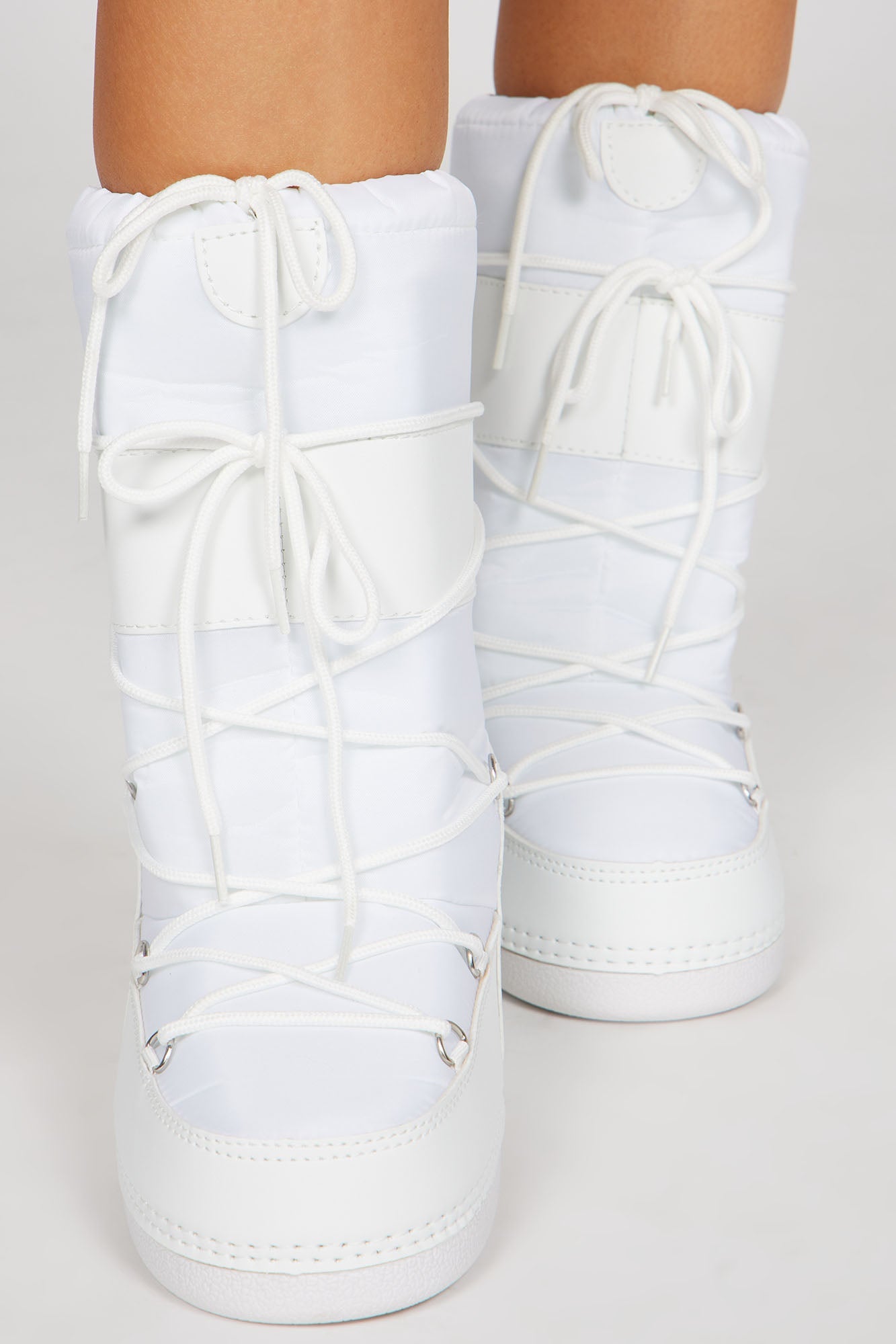 A New Direction Knee High Snow Boots - White