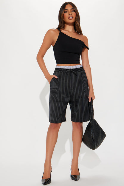 Teresa Double Waistband Pinstripe Trouser Short - Black/combo