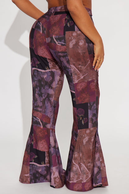 Winnie Abstract Floral Flare Pant 34″ - Plum/Multi