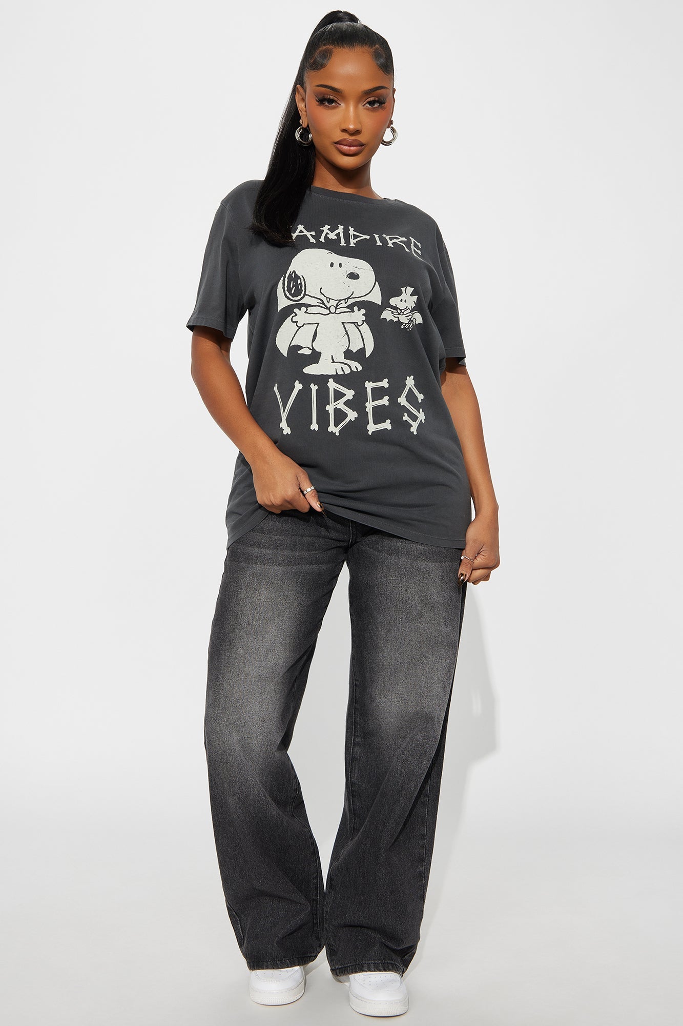 Peanuts &amp; Snoopy Vampire Goth Tee - Black Wash