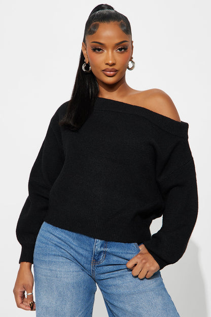 Dany Off Shoulder Sweater - Black