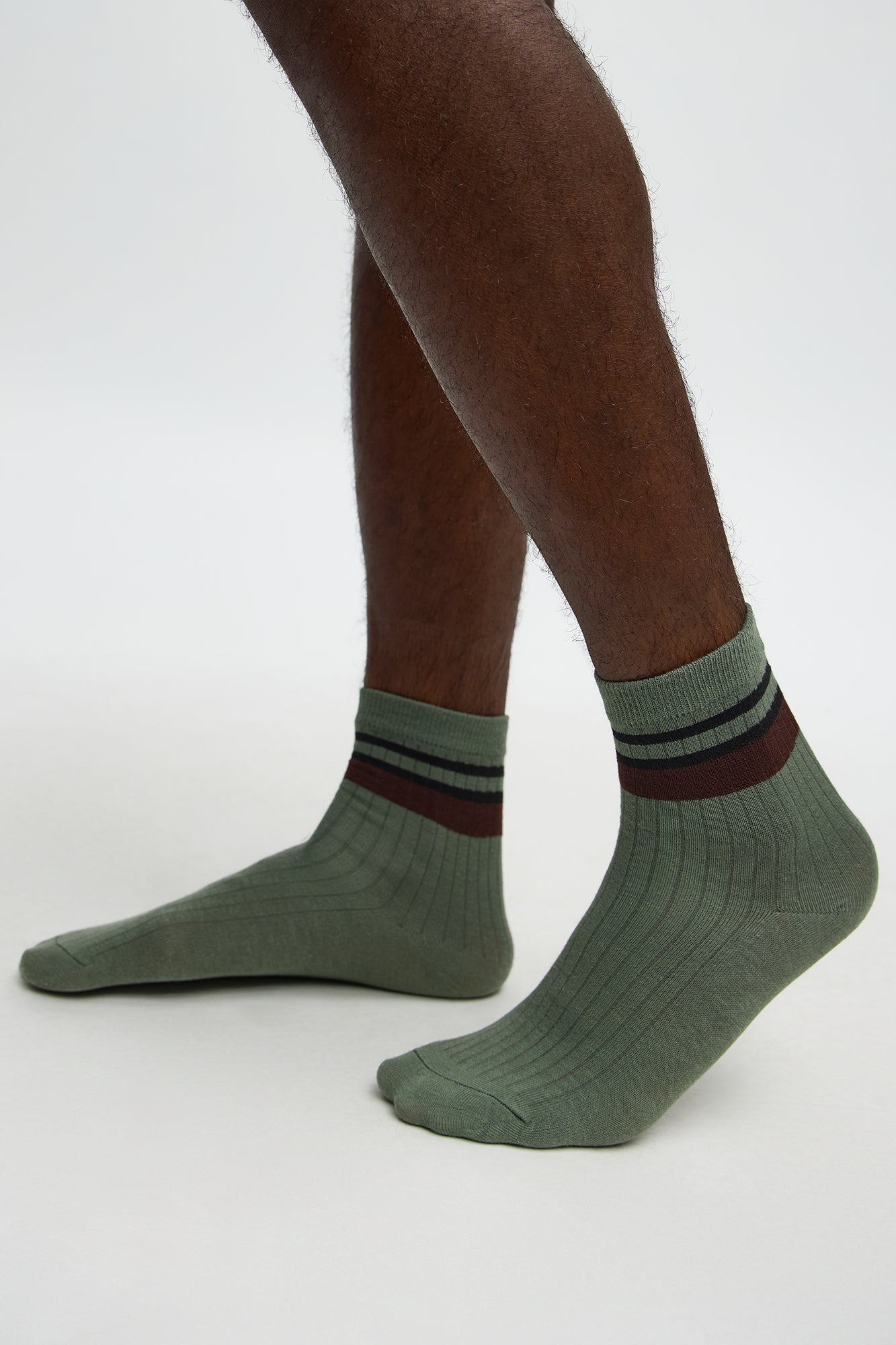Contrast Stripes Ribbed Crew Sock - Green