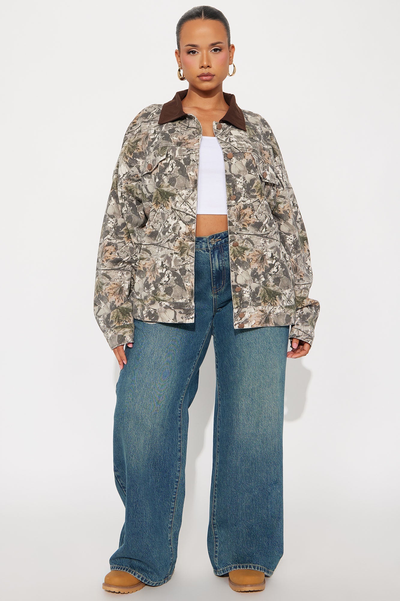 On The Hunt Tree Camo Trucker Jacket - Camouflage