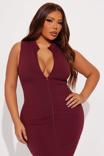 Zoey Snatched Midi Dress - Wine