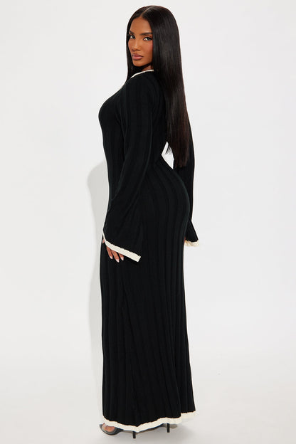 Deeply Valued Sweater Maxi Dress - Black/White