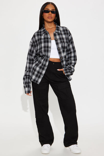 You Know Me Plaid Shirt - Black