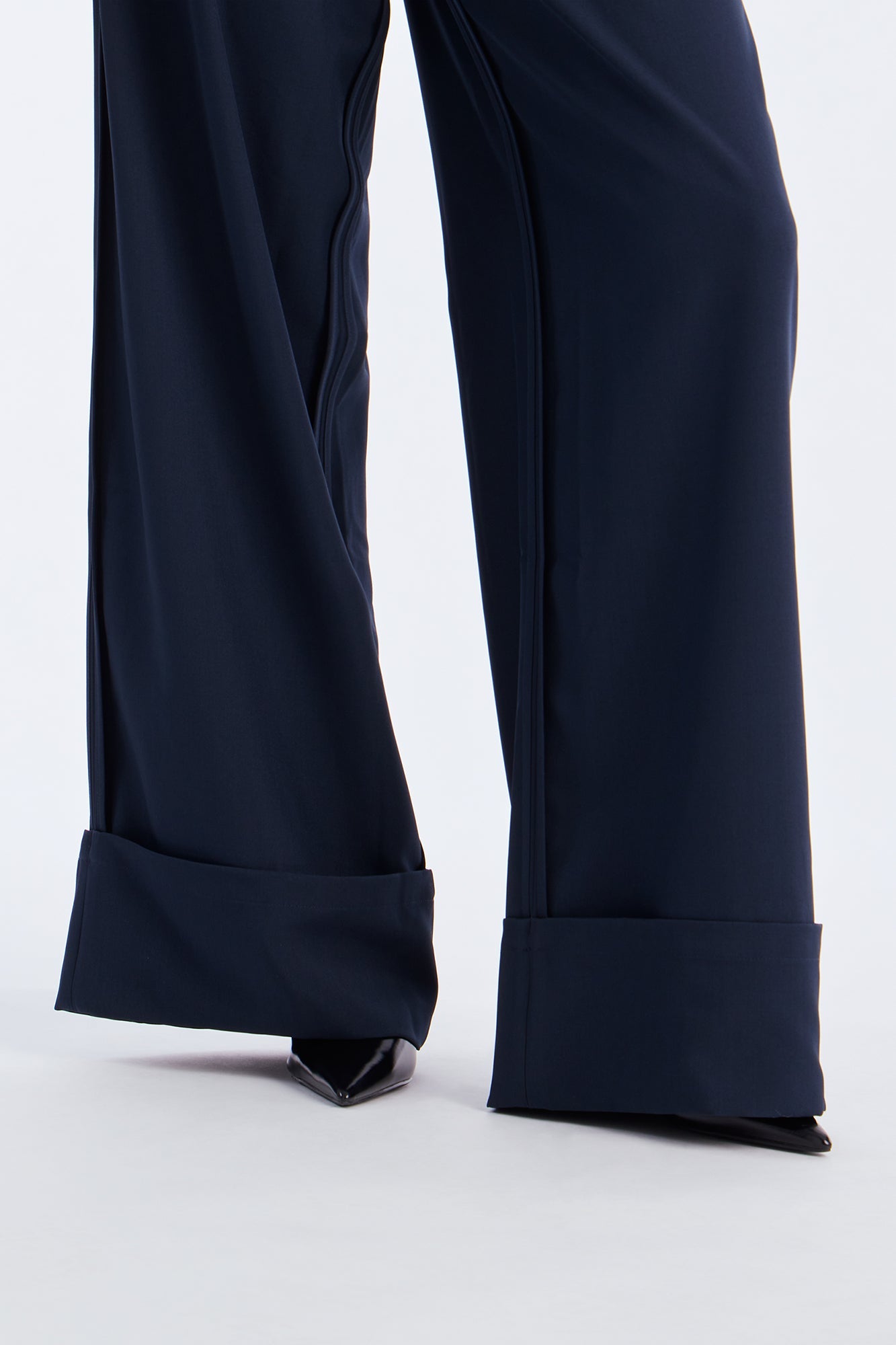 Executive Decisions Cuffed Trouser Pant 32″ - Navy/combo