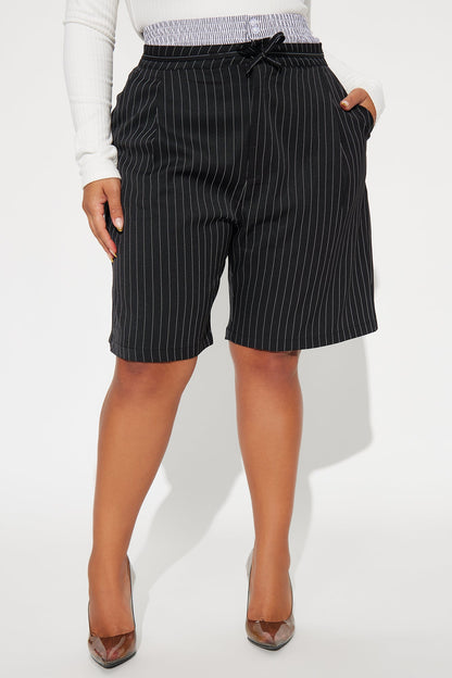 Teresa Double Waistband Pinstripe Trouser Short - Black/combo