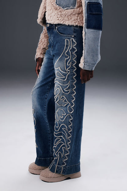 Mini Della Stretch Straight Leg Jeans - Medium Wash