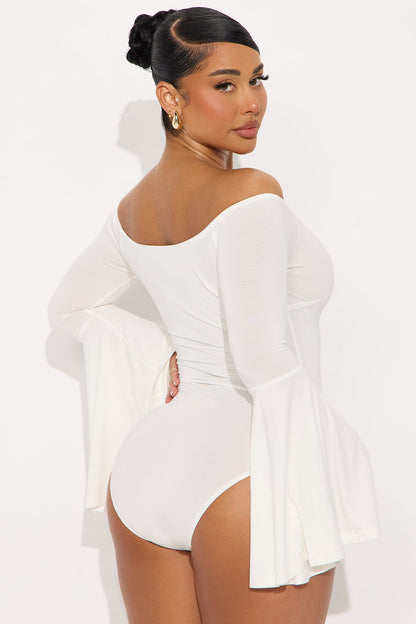 Shani Long Sleeve Off Shoulder Bodysuit - White