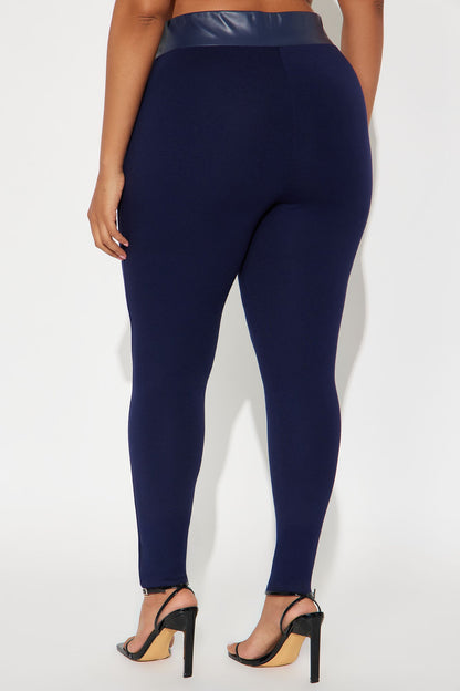 Kendra Ponte Leggings - Navy