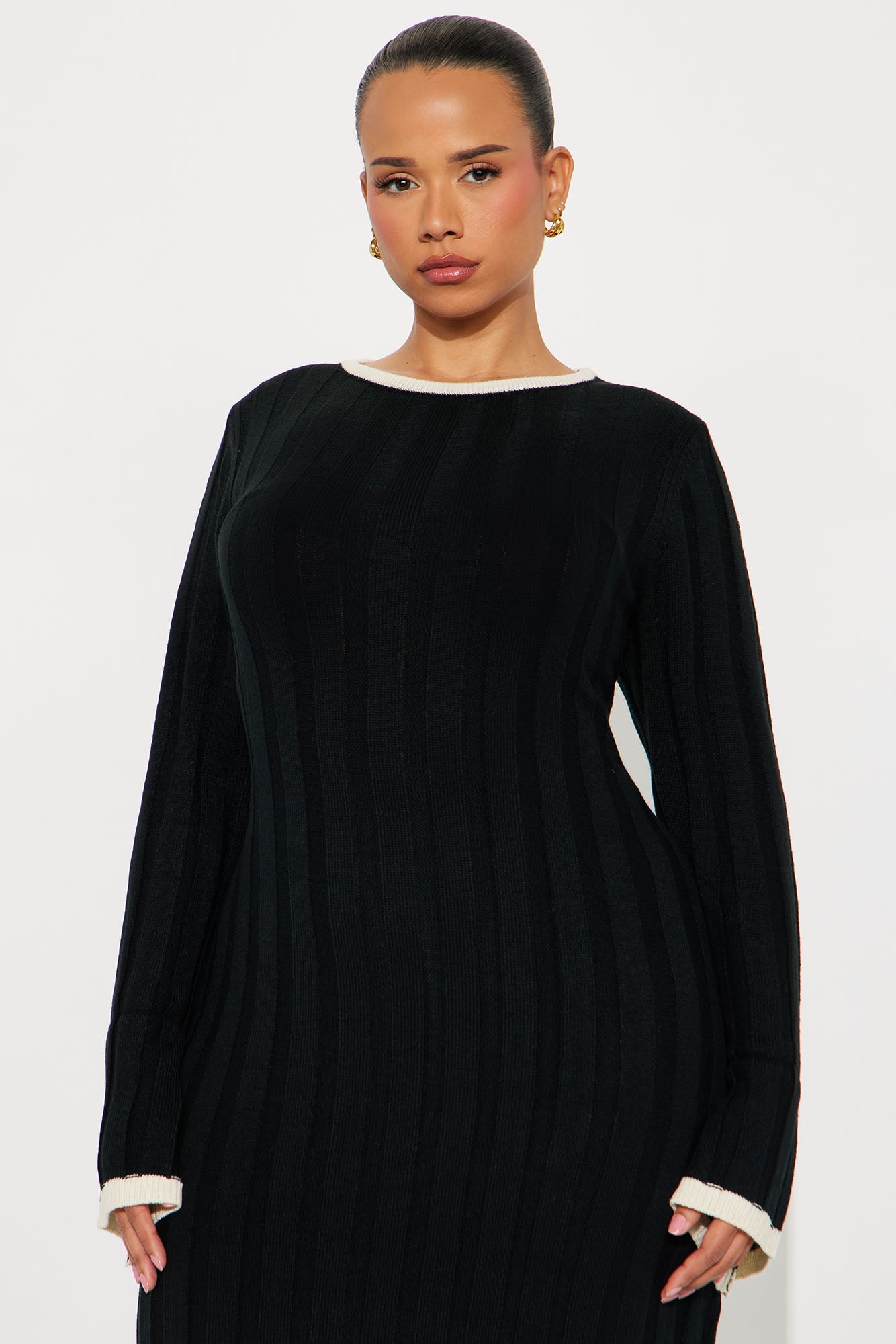 Deeply Valued Sweater Maxi Dress - Black/White