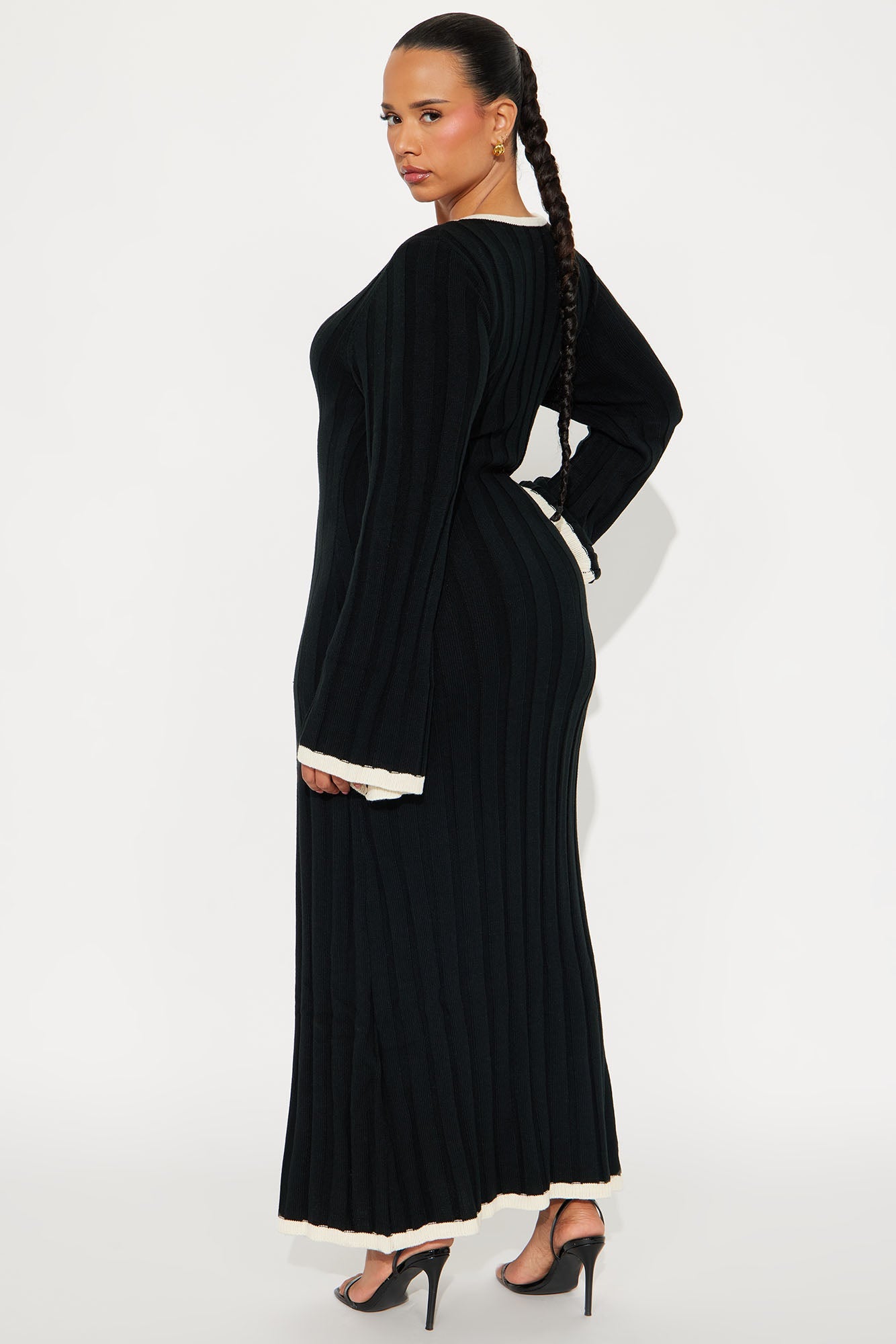 Deeply Valued Sweater Maxi Dress - Black/White