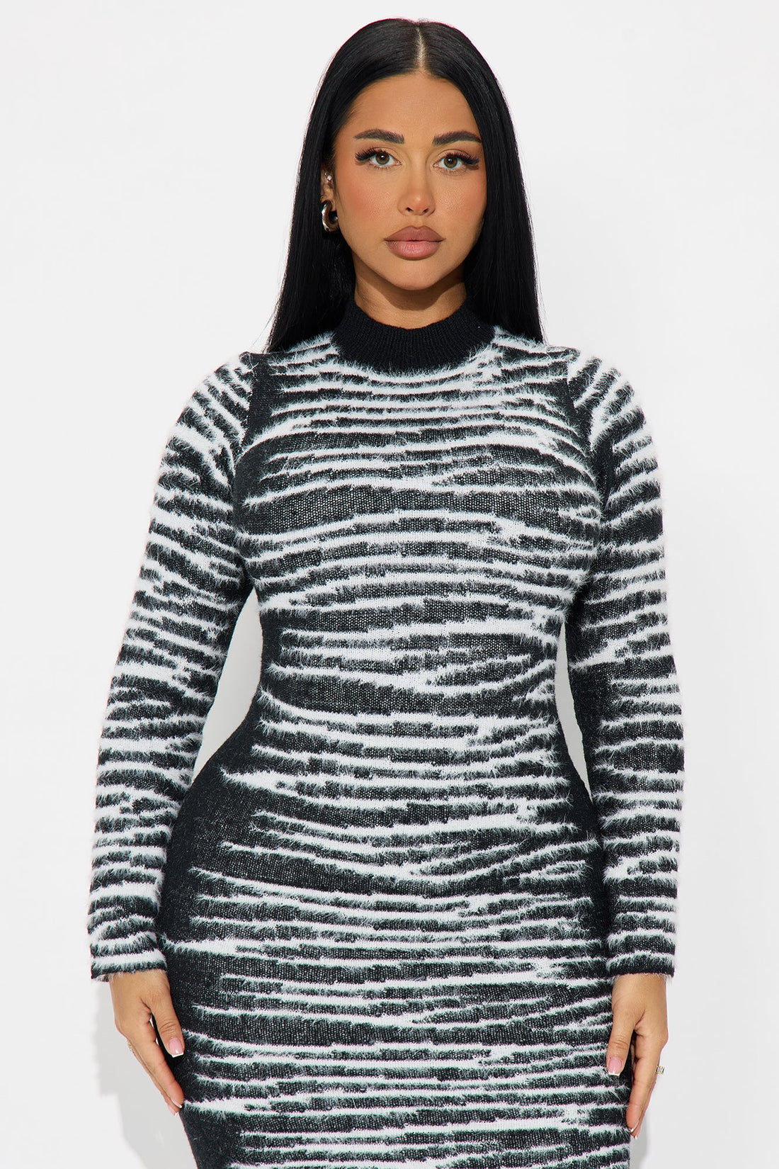 Hot Flow Sweater Maxi Dress - Black/combo