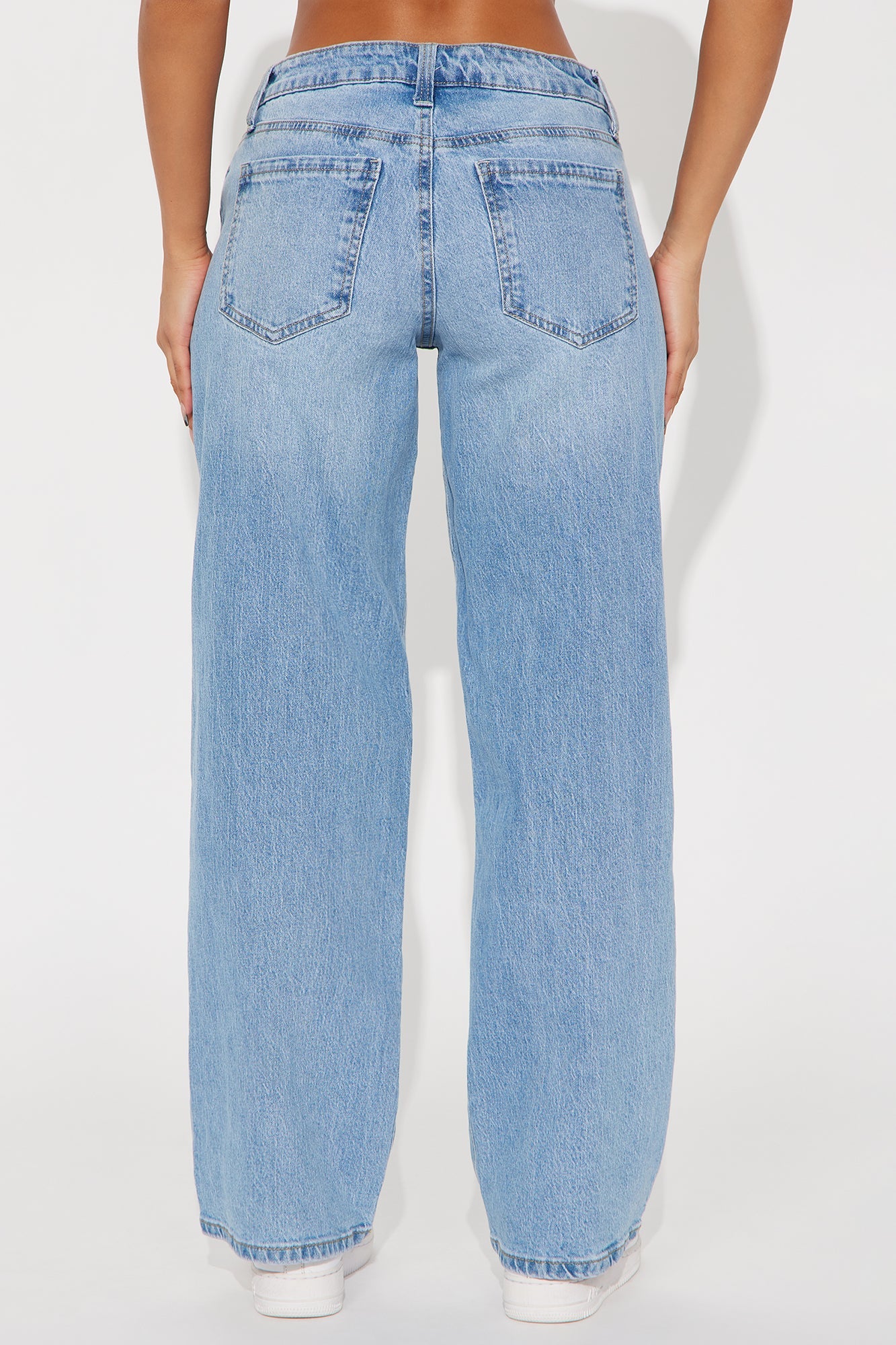 Everyday Low Rise Straight Leg Jeans - Medium Wash