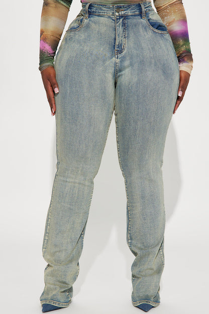 Set The Scene Stretch Stacked Straight Leg Jeans - Vintage Wash