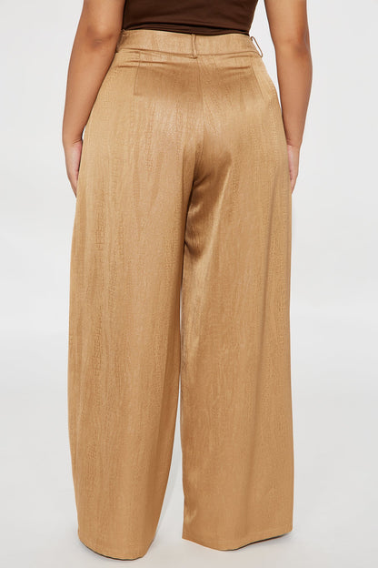 Olandria Textured Wide Leg Pant 33 - Gold