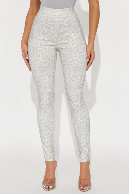 Real Flex Leopard Skinny Leg Pant 29″ - Leopard