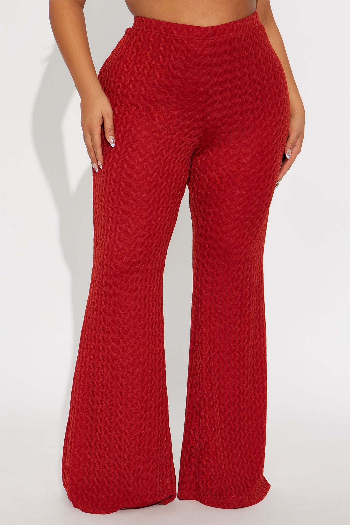 Nikki Textured Flare Pant 33″ - Red