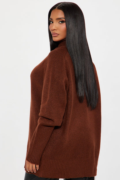 Head In The Clouds Turtle Neck Sweater - Chestnut